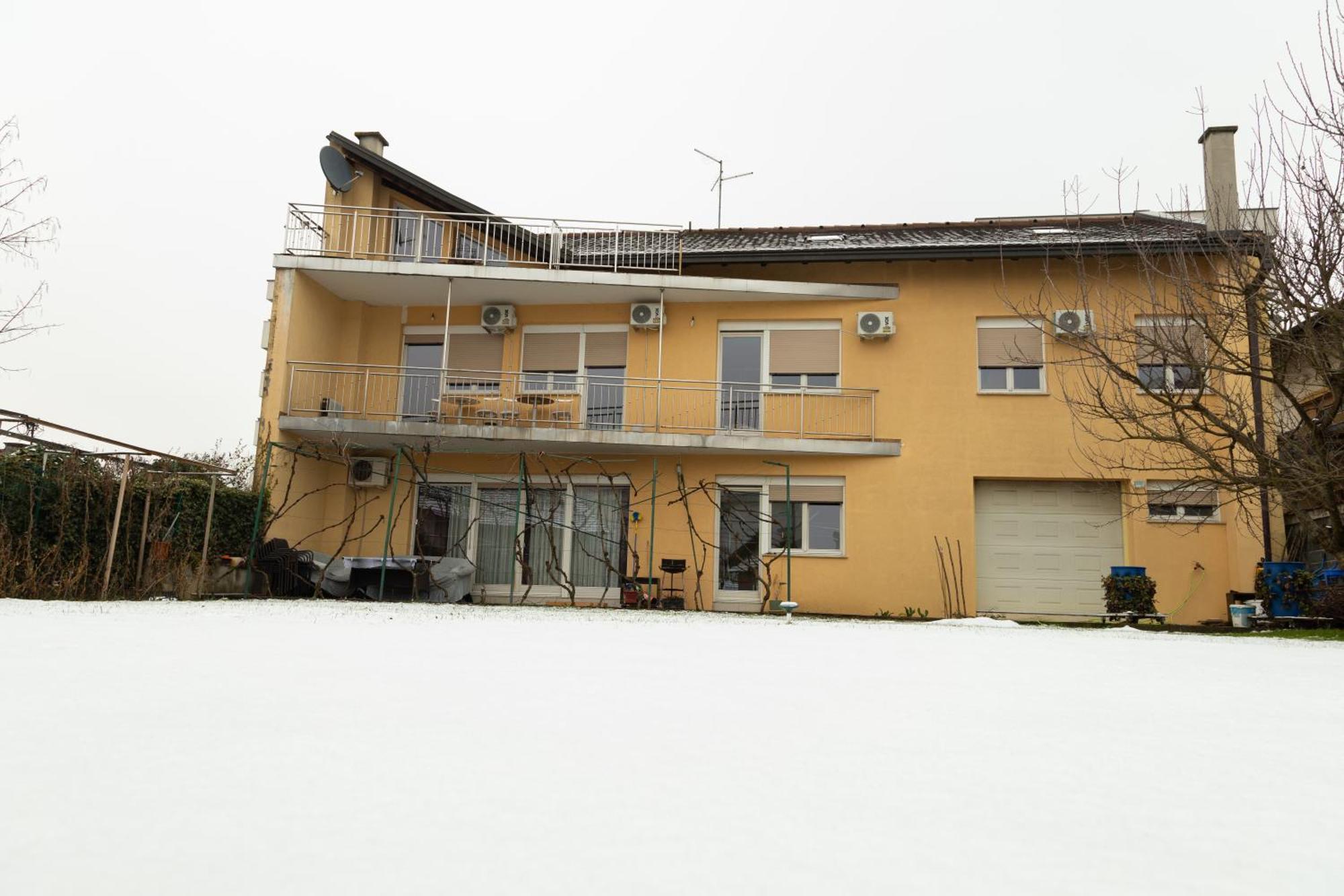 Bolek Mansion Διαμέρισμα Μπάνια Λούκα Εξωτερικό φωτογραφία